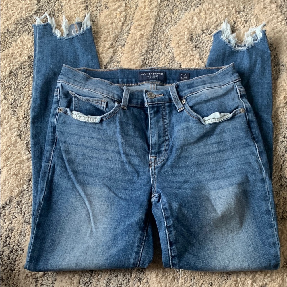 Lucky Brand Blue Skinny Jeans with Distressed Hem size 6